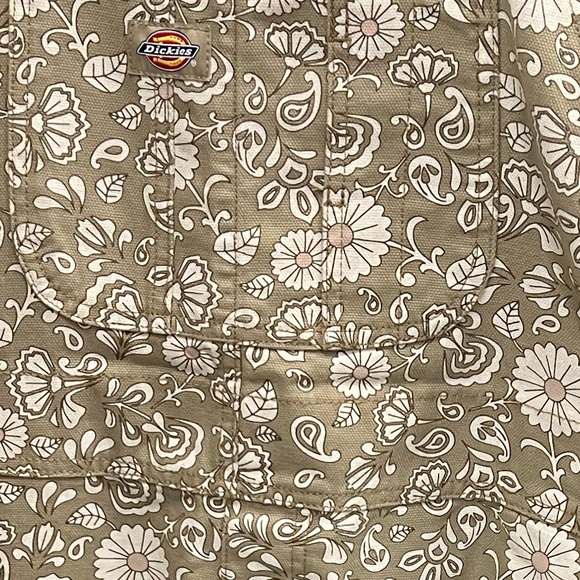 Dickies medium Ellis Floral Bib Overall - Women's - Picture 5 of 5